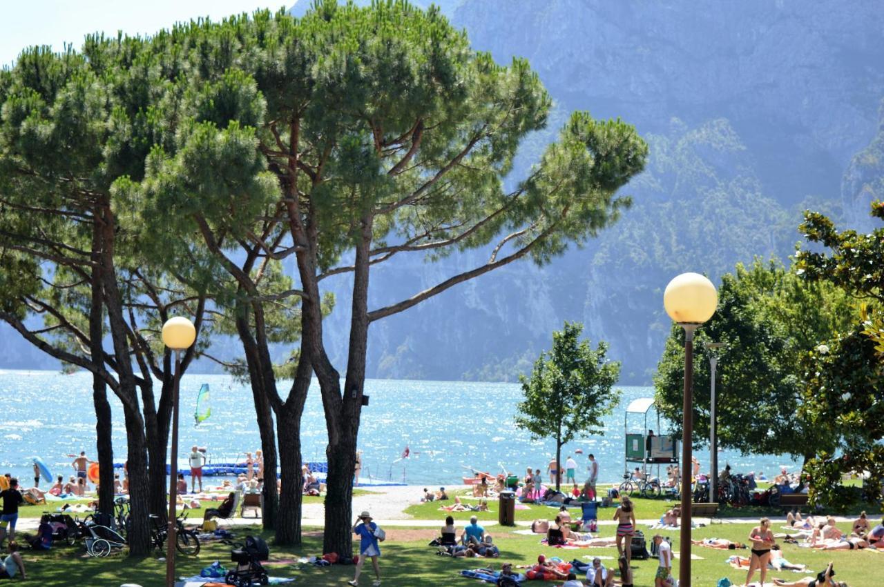 Appartement Balcone sul Lago Riva del Garda Esterno foto