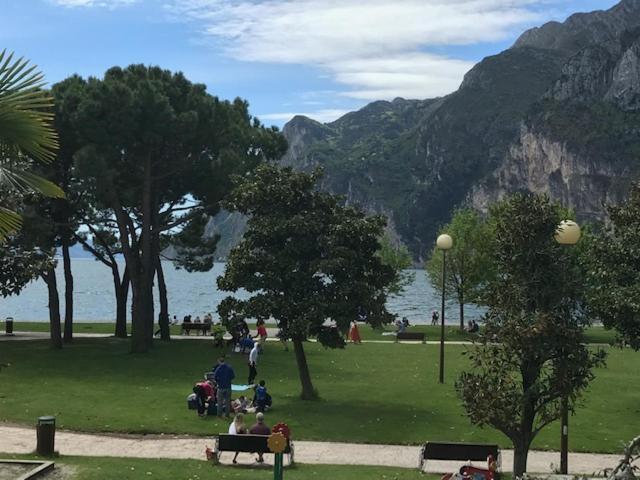 Appartement Balcone sul Lago Riva del Garda Esterno foto